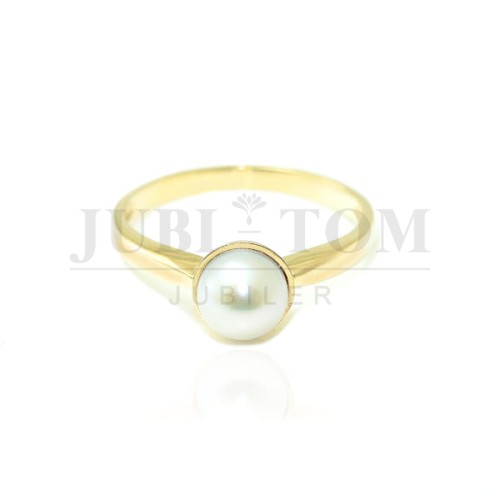 Pierścionek z żółtego złota z białą perła