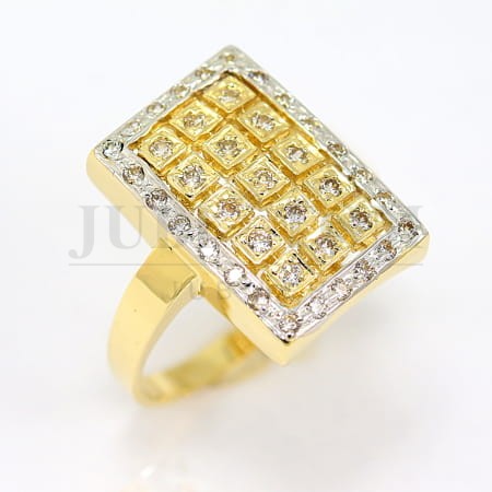 Prostokątny pierścionek z cyrkoniami