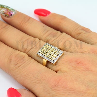 Prostokątny pierścionek z cyrkoniami