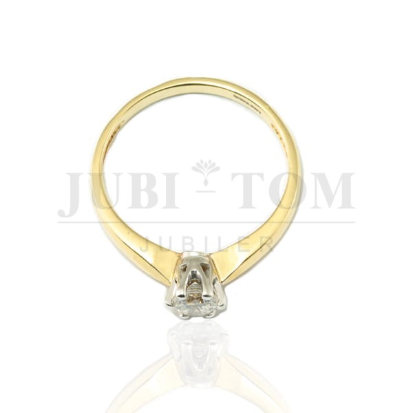 Piękny pierścionek z brylantem 0,37 ct SI1/F