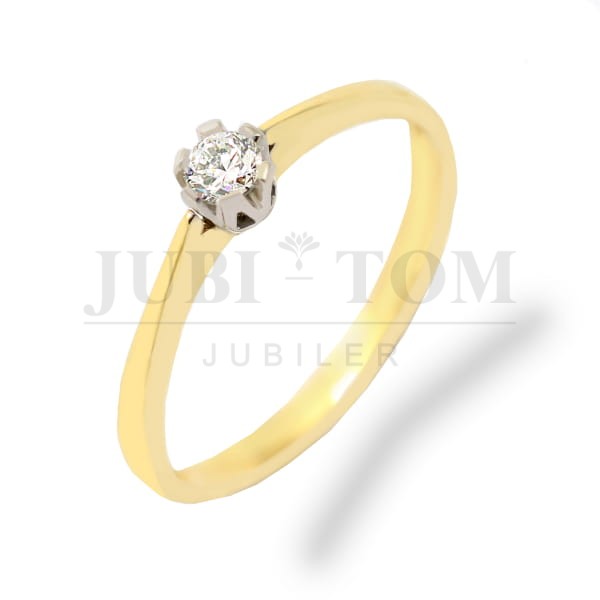 Księżniczkowy pierścionek z brylantem 0,13 ct VS/G