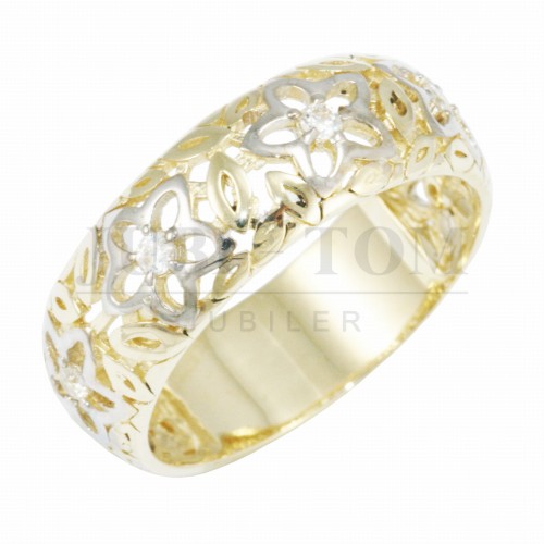 Pierścionek z ażurowymi kwiatkami