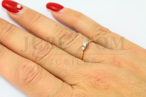 Pierścionek z cyrkoniami Swarovski