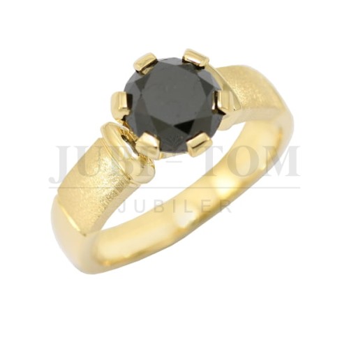 Pierścionek z czarną cyrkonią