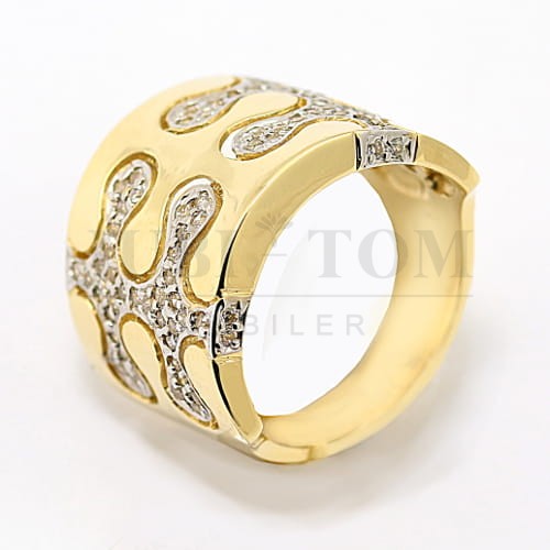 Złoty pierścionek z cyrkoniami puzzel