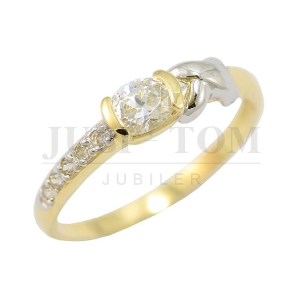 Pierscionek z cyrkonią Svarowski