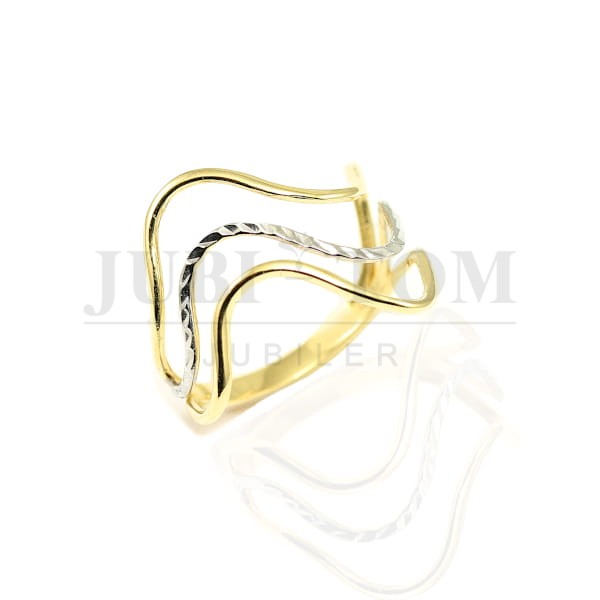 Złoty pierścionek z diamentowaniem