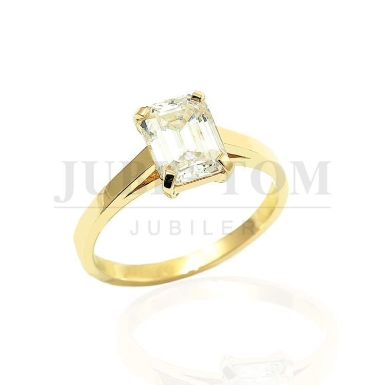 Pierścionek z moissanitem 2 karaty