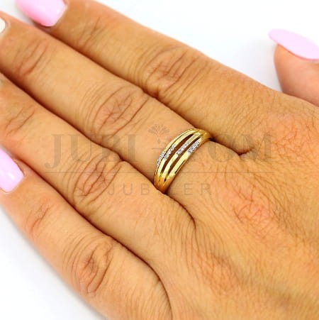 Pierścionek z cyrkoniami Swarovski p.585