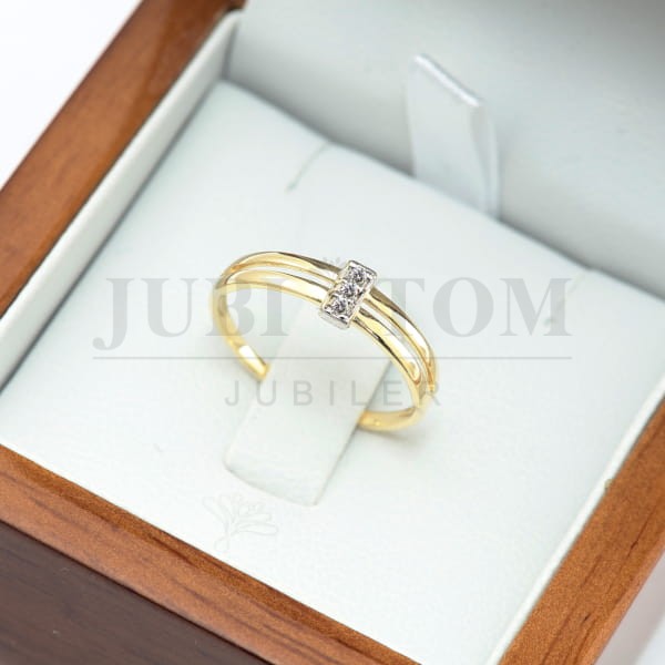 Delikatny pierścionek z cyrkoniami Swarovski p.585