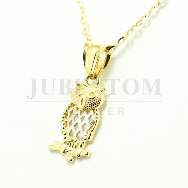 Złoty wisiorek sówka