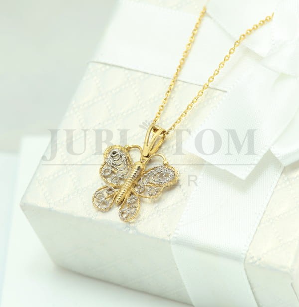 Wisiorek motyl złoto